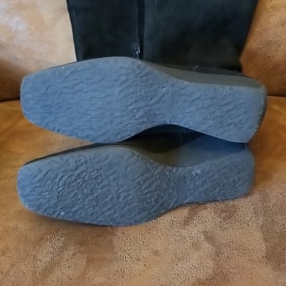 Macy's Style &Co. Women's boots - Picture 3 of 3